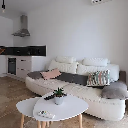 Appartement T2 Parking Gratuit Ajaccio (Corsica)